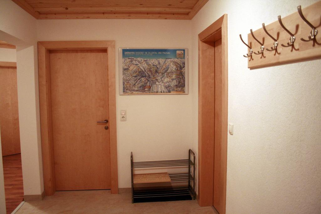 Haus Burbach Apartment Zellberg Екстериор снимка